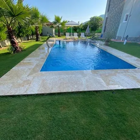 Gocek Inlicede Havuzlu 4+1 Villa, Inlice